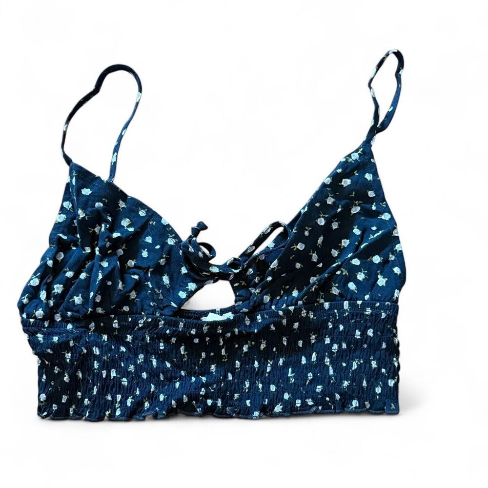 Garage navy blue crop top with white floral print, size Petite S